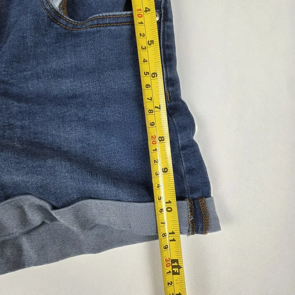 Forever 21 Size 27 Cuffed Denim‎ Jean Shorts - Picture 6 of 9